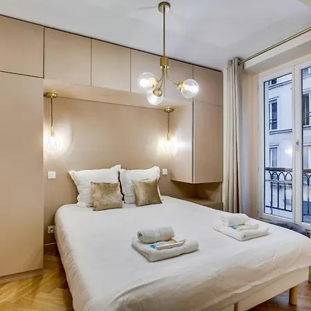 222 Allenby - Superbe A *