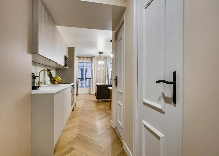 222 Allenby - Superbe A Lejlighed